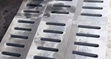 鹤壁 芝麻灰石材沟盖板
