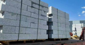 鹤壁 路沿石装车出货