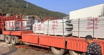 鹤壁 芝麻灰花岗岩光面毛板出货日常