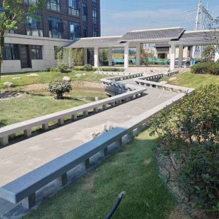 鹤壁 芝麻灰小区坐凳&栏杆安装效果