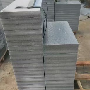 鹤壁 芝麻灰火烧面300*600*50地铺石材