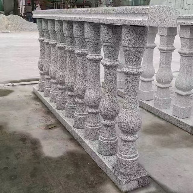 鹤壁 芝麻白圆形光面花瓶柱，栏杆