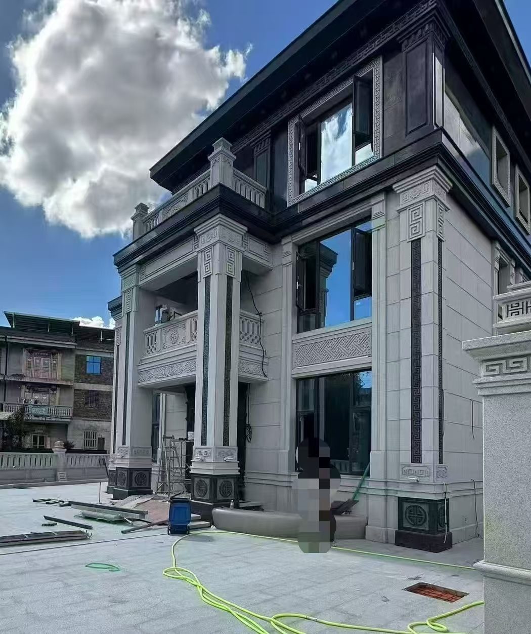 鹤壁 别墅干挂，芝麻白与芝麻黑完美配合