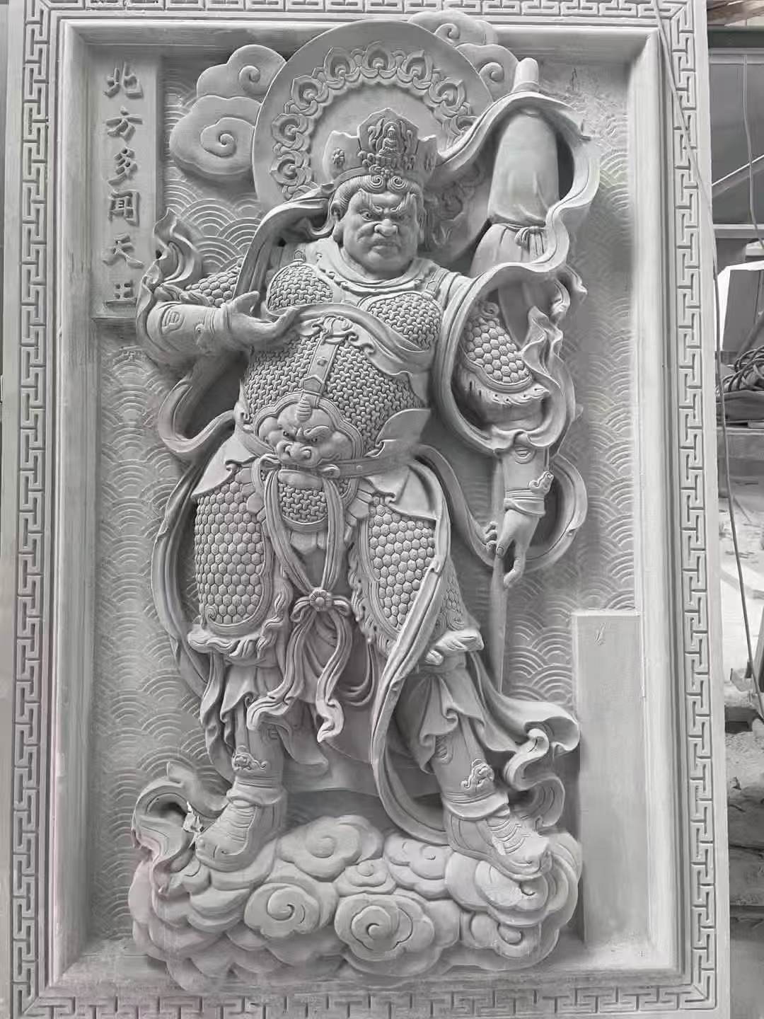 鹤壁 芝麻灰花岗岩人物雕刻——多闻天王