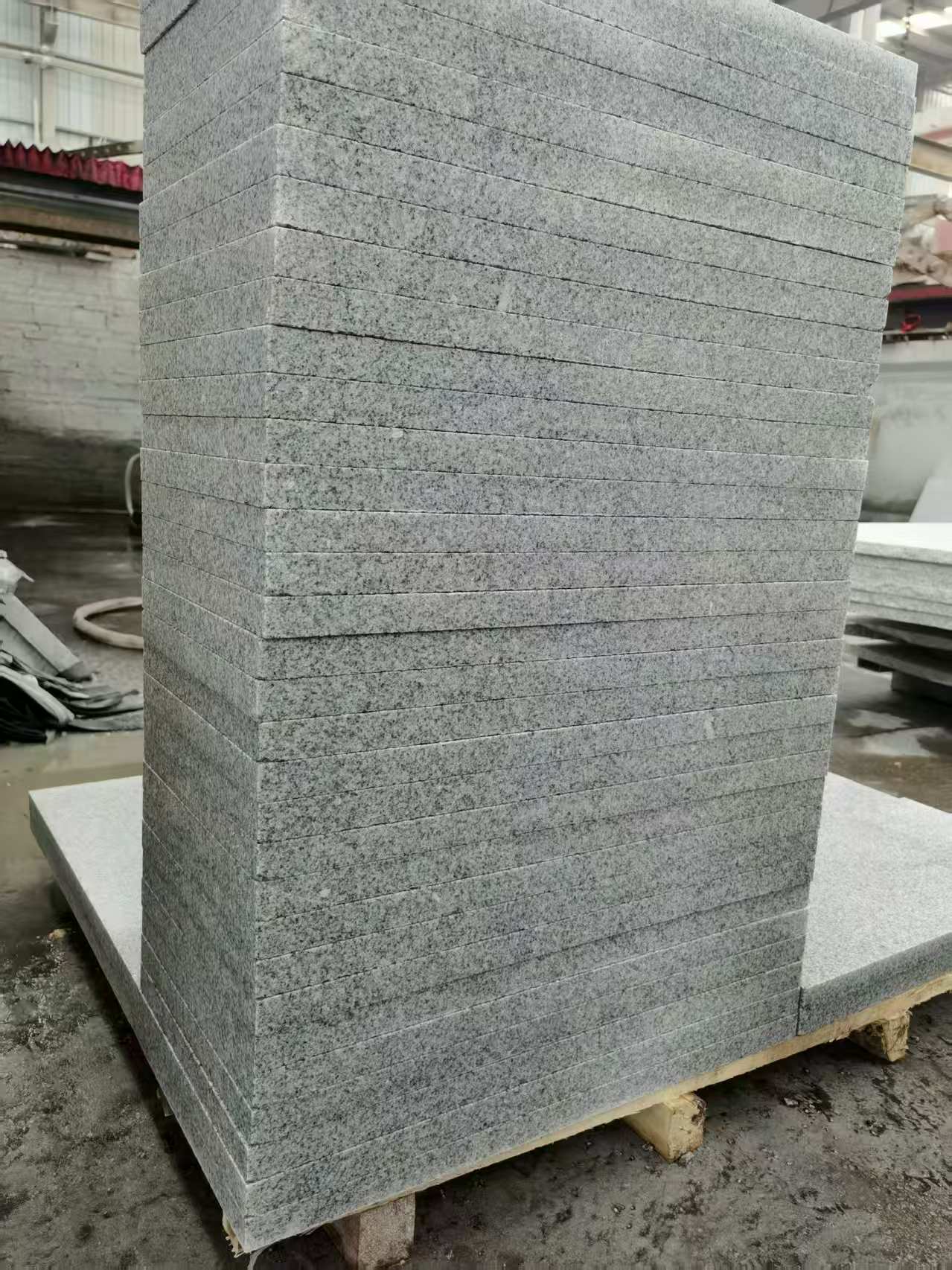 鹤壁 花岗岩 地铺成品300*600，尺寸标准、厚薄均匀